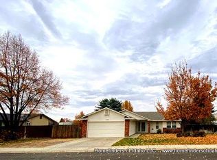 350 W Creekview Dr, Meridian, ID 83646