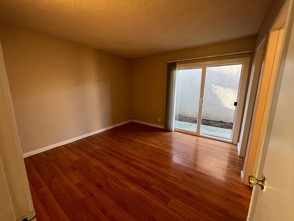 La Grande Esperanza Apts, Llc 24370 Newhall Ave Santa Clarita, CA