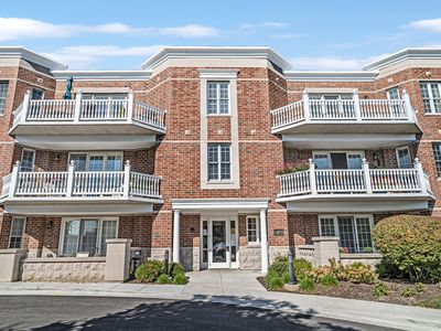 1875 Old Willow Rd UNIT 132, Northfield, IL, 60093