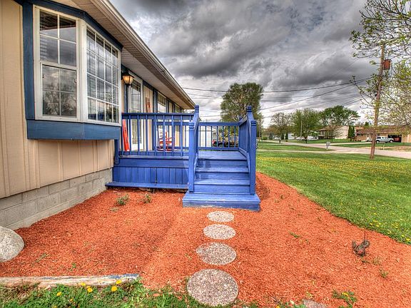 4th image of 2491 Curren Dr