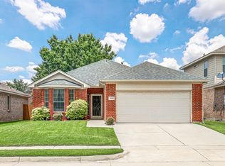 3529 Desert Mesa Rd, Fort Worth, TX 76115