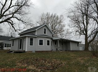 704 Elm St, Grinnell, IA 50112
