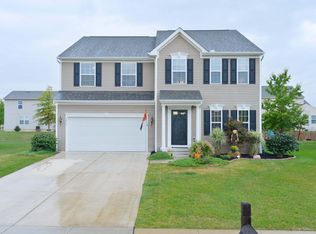 5979 Goldstone Dr, Grove City, OH 43123