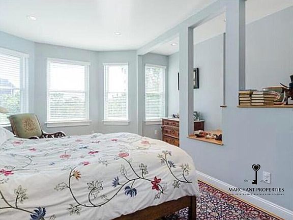 5th image of 7 Blackstone St #2