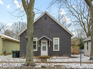 910 E Oregon St, Urbana, IL