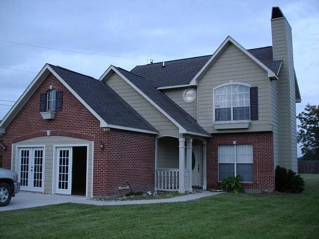 1st image of 23935 Doris Dr