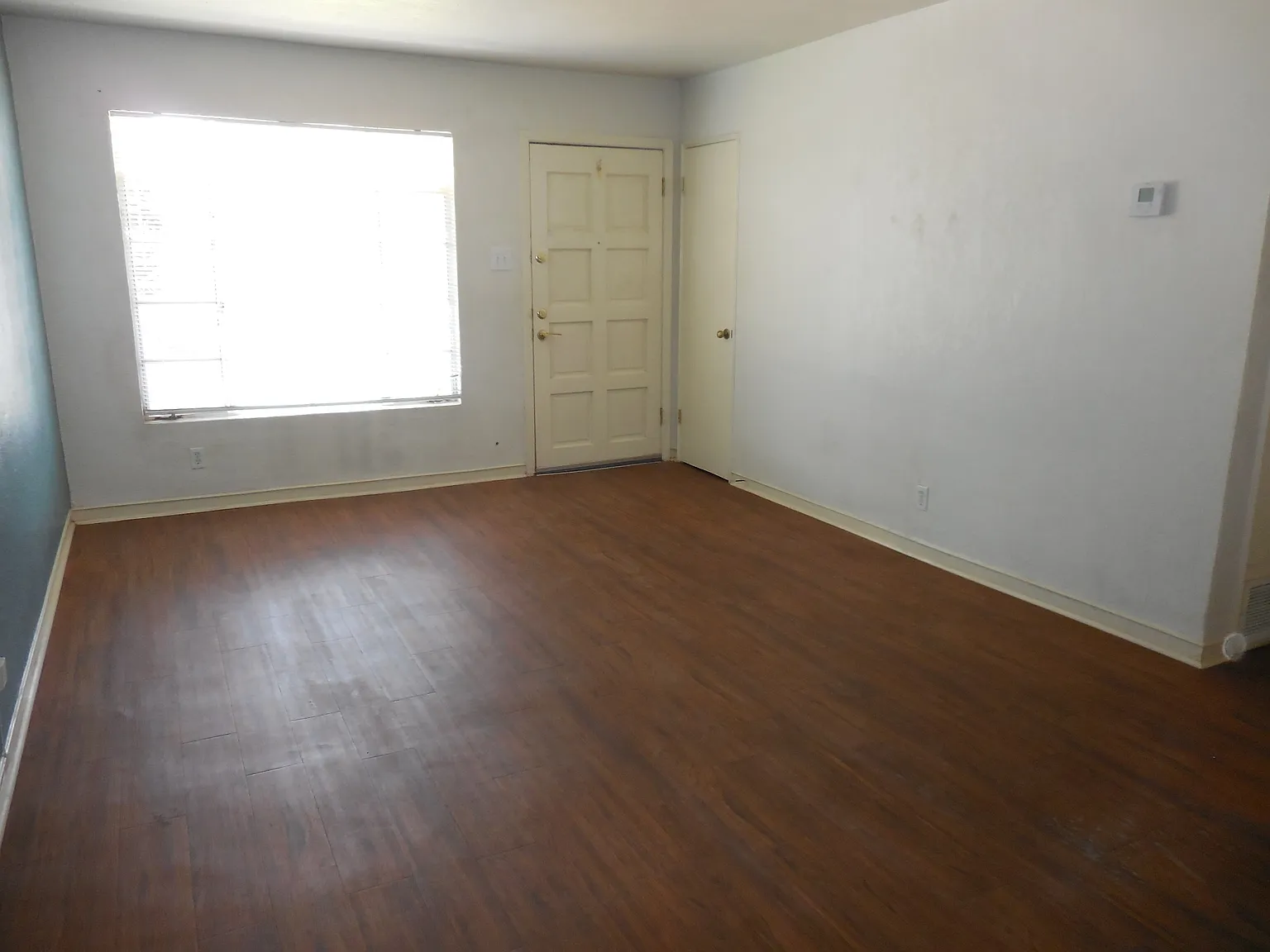 701 W Yandell Drive Unit 5 — Photo 4