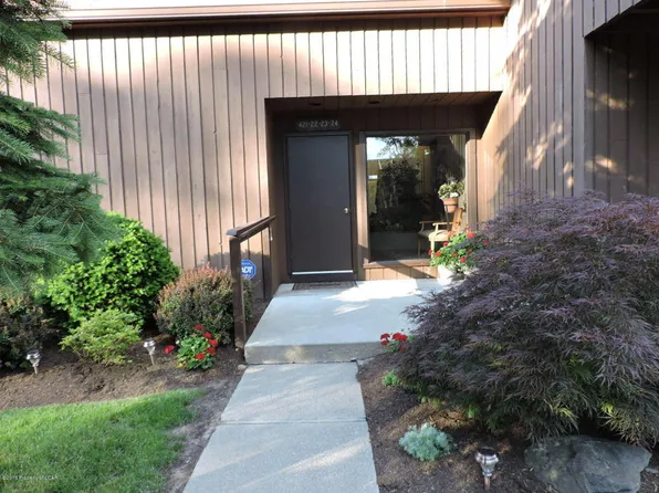 424 Orchard W, Dallas, PA 18612