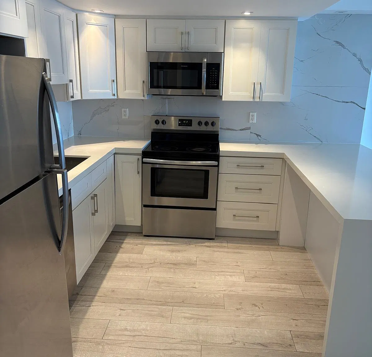 1 bed, 1.0 bath, 1005 sqft, $3,600 — Photo 4