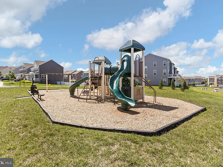 10739 Hinton Way — Photo 33