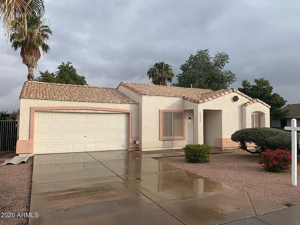 1st image of 2622 E Helena Dr