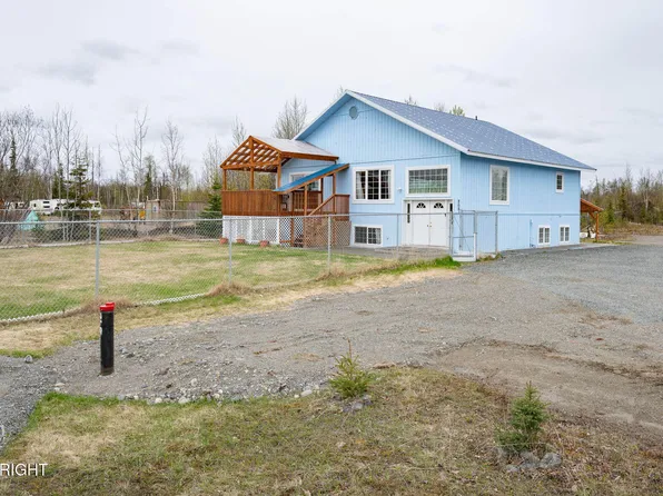 8681 W Guss Ct, Wasilla, AK 99623