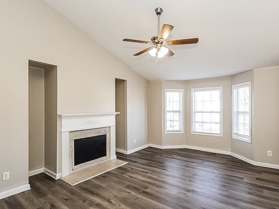 4th image of 7823 Cambridge Dr