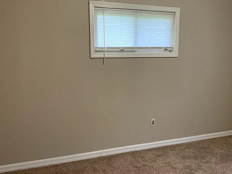 2762 Yoakum Cir — Photo 11