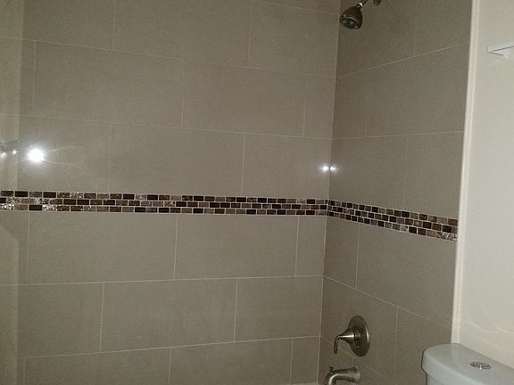 5th image of 4096 Gardenia Ave