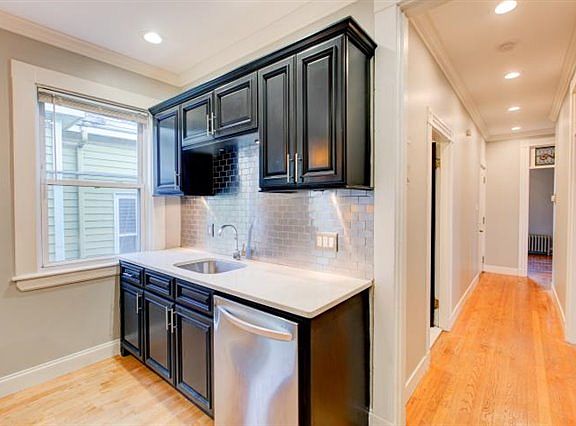4th image of 785 Dorchester Ave #2