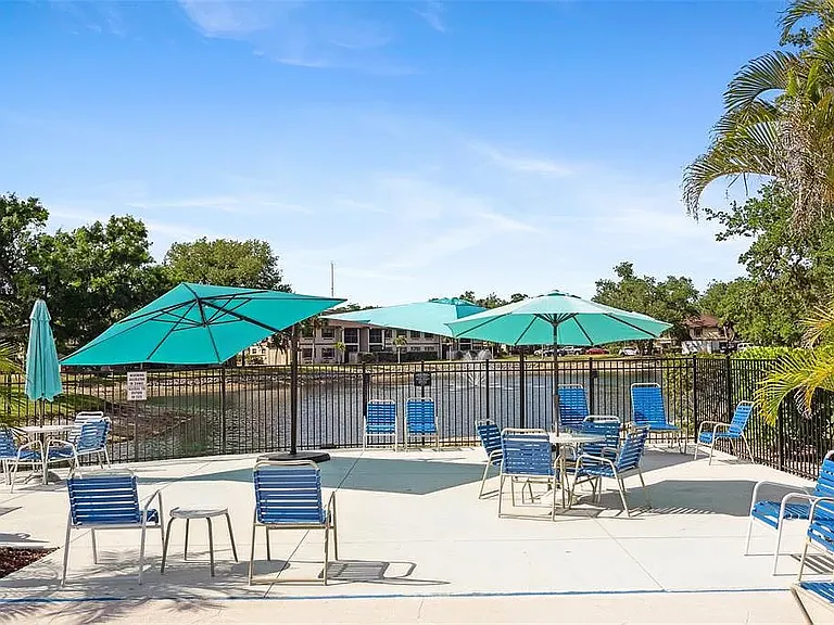 19505 Quesada Ave — Photo 39