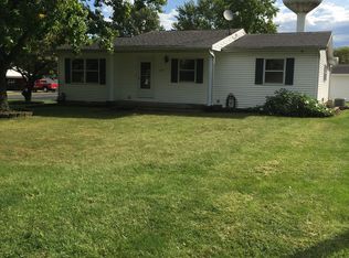 334 N Maple St, Maroa, IL 61756