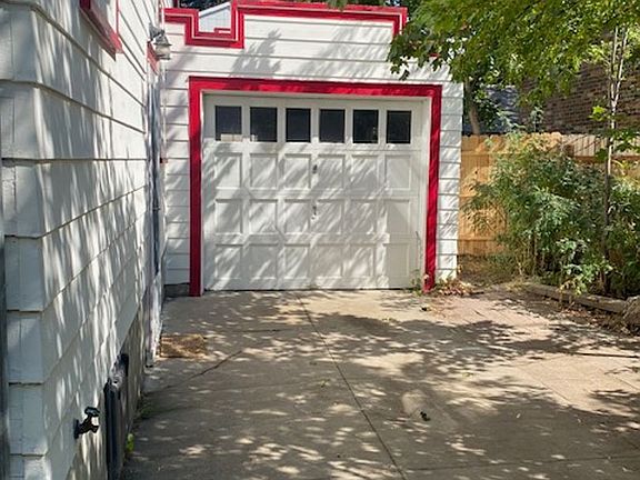 2nd image of 430 Evans Ave