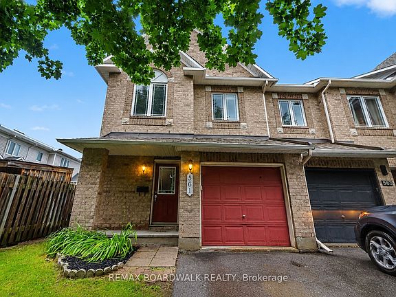 2nd image of 561 Aquaview Dr