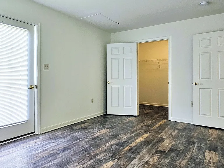 680 Wallingford Rd #106 — Photo 13
