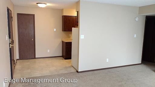 2nd image of 1105 Kent Cir APT 6