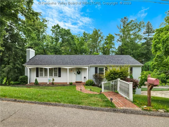 1701 Rolling Hills Rd, Charleston, WV 25314