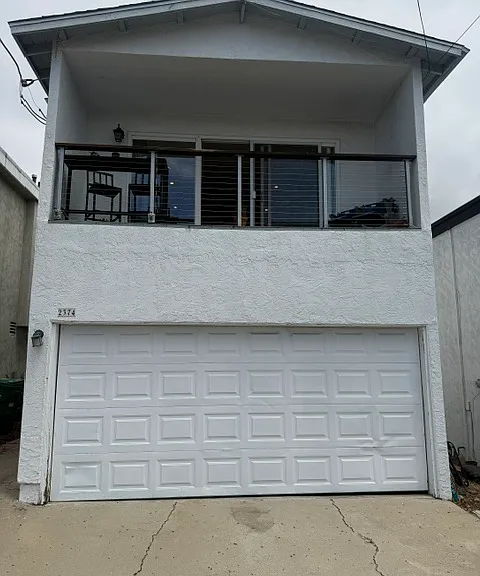 23 74 Chalcedony facing Mission Bay
