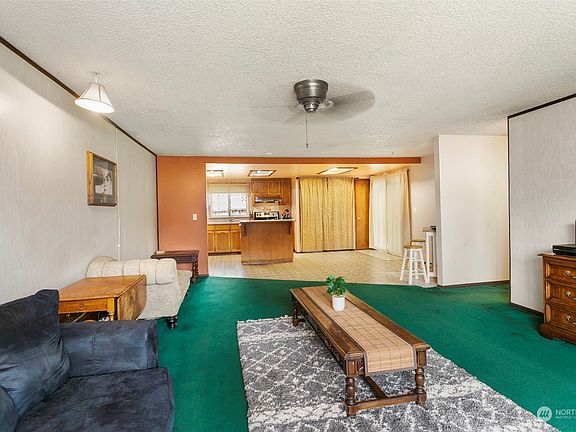 3rd image of 6207 99th Street NE