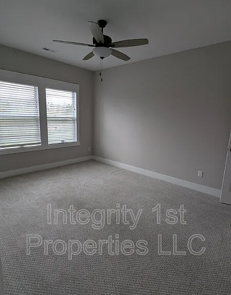 6917 NE 70th St — Photo 21