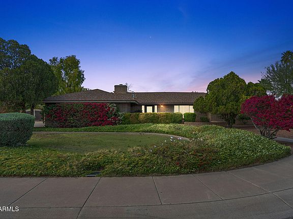 2nd image of 2120 E HUNTINGTON Drive