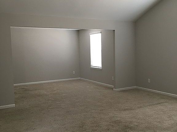 2nd image of 715 Lori Ln
