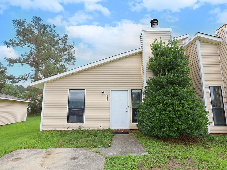 230 Yaupon Dr — Photo 18
