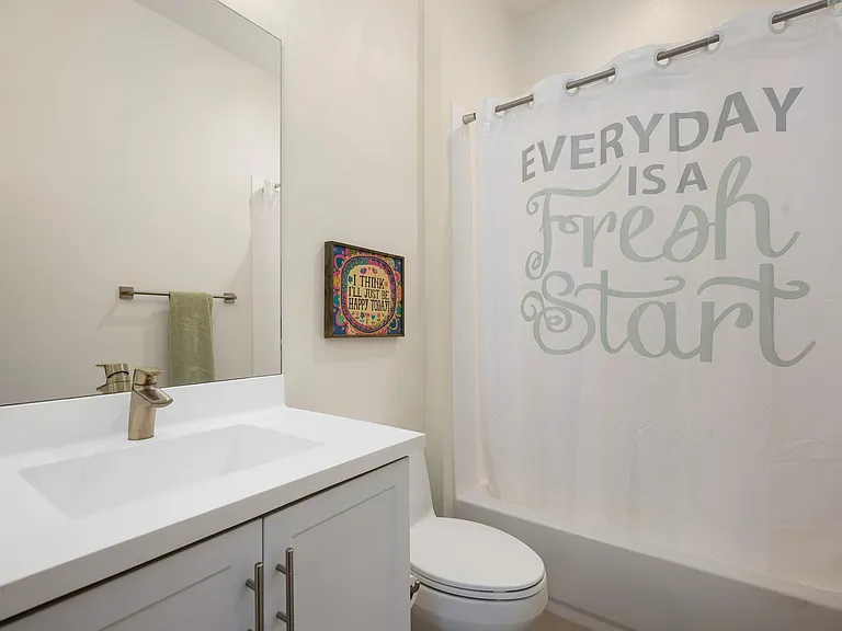 2802 Retreat Cir — Photo 18