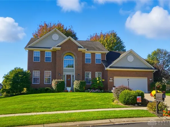 3255 Heritage Trace Dr E, Bellbrook, OH 45305