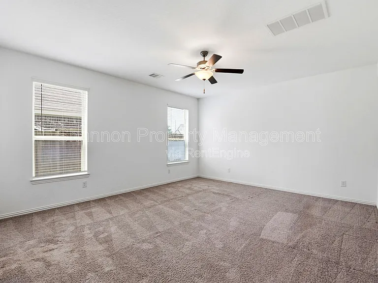 1618 Rosedale Dr — Photo 17