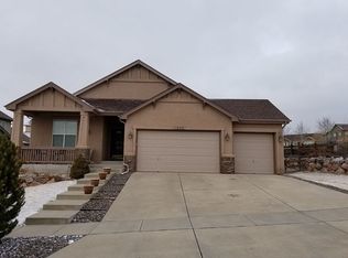 1992 Fieldcrest Dr, Colorado Springs, CO 80921