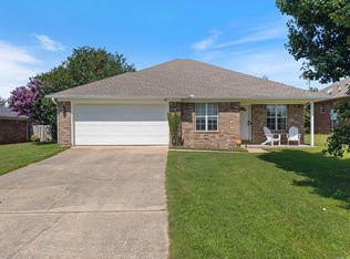 4 Whispering Wind Cir, Vilonia, AR 72173
