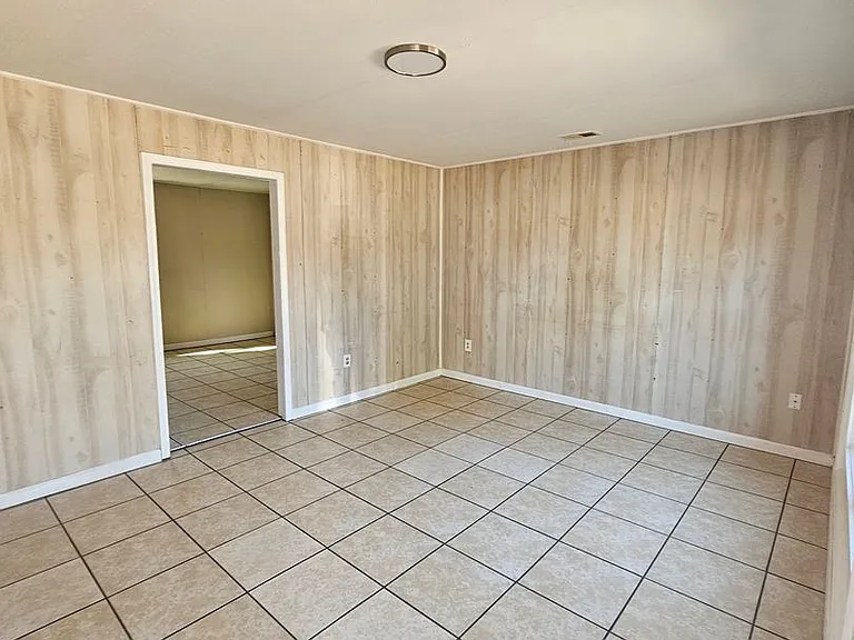 4529 Wactor St — Photo 4