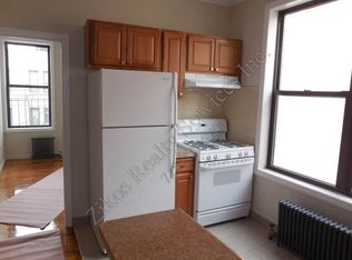 3533 32nd St APT 3F, Astoria, NY 11106