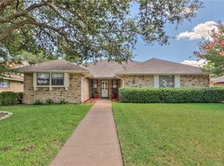 1910 Cap Rock Dr, Richardson, TX 75080