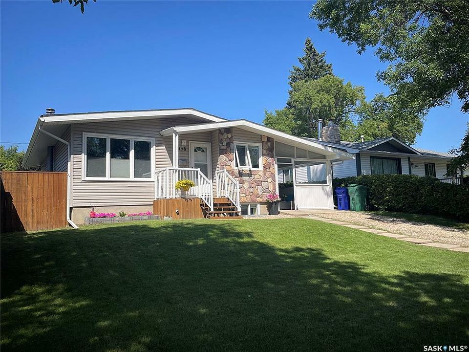 1st image of 1438 2nd St E