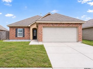 42675 Baystone Ave, Prairieville, LA 70769