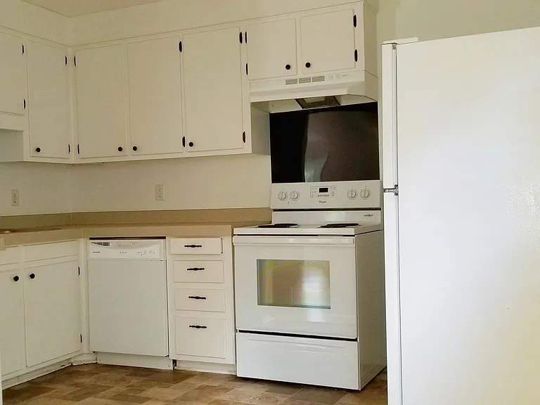 805A Sandpiper Dr — Photo 4