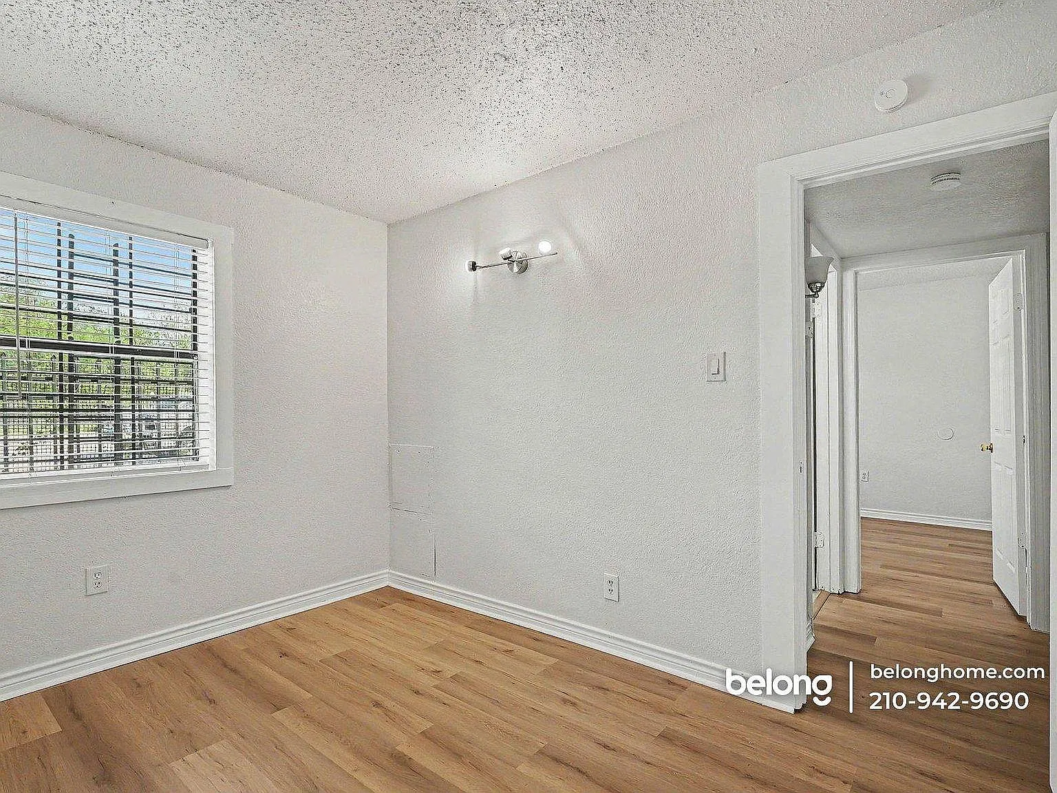 522 Altitude Dr — Photo 3