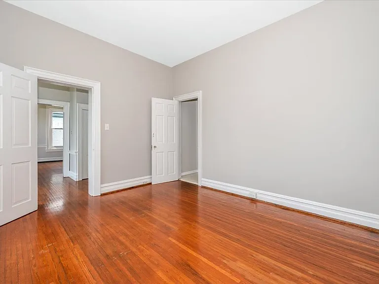 457 N Potomac St — Photo 15