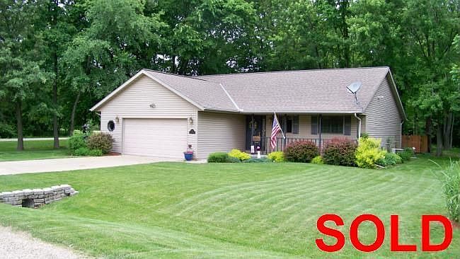 1st image of 424 Charter Oak Pl