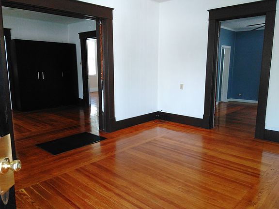 Living/dining/bedrooms