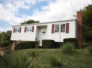 226 Magnolia St, Homestead, PA 15120