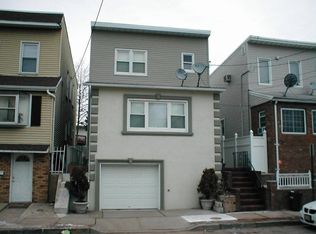 727 McGillvary Pl, Linden, NJ 07036